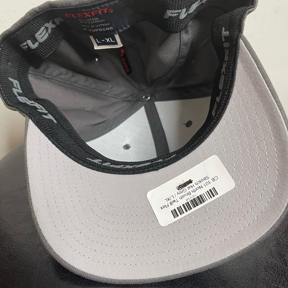 Hat - Picture 6 of 13